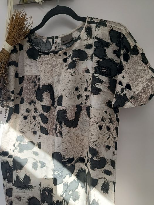 Letnia sukienka z motywem zwierzęcym Vero Moda M