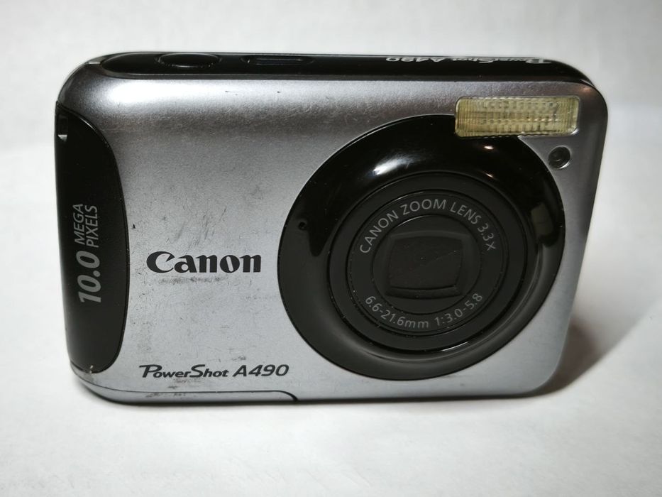 Цифровий фотоапарат Canon PowerShot A490 (10.0 MP, CCD) / Ретро камера Y2K
