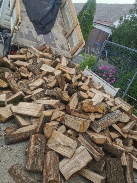 Drewno Kominkowe i Opałowe