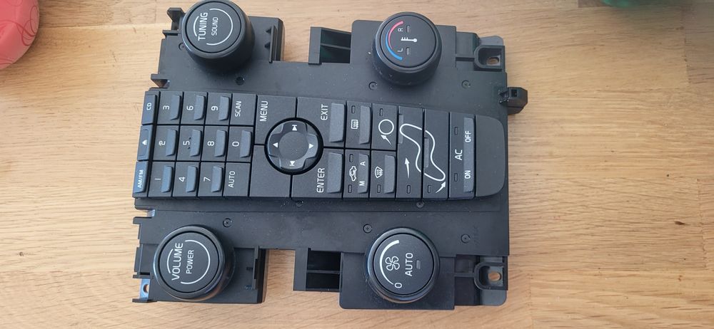 panel radia klimatyzacji Volvo S40 V50