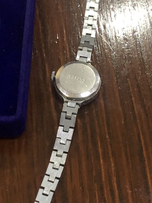 Zabytkowy zegarek damski radzieckiej marki Zaria Ussr Vintage