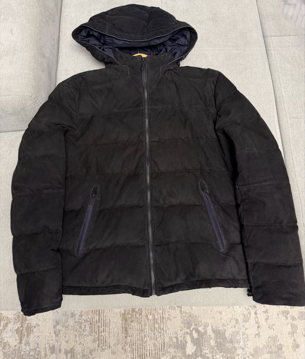 Чоловічий пуховик від Massimo Dutti з натуральної замші