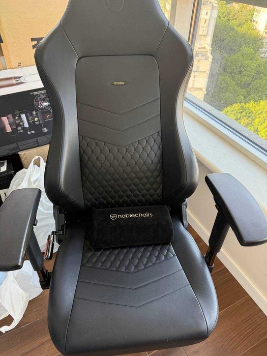 Кресло игровое Noblechairs HERO Black кожаное