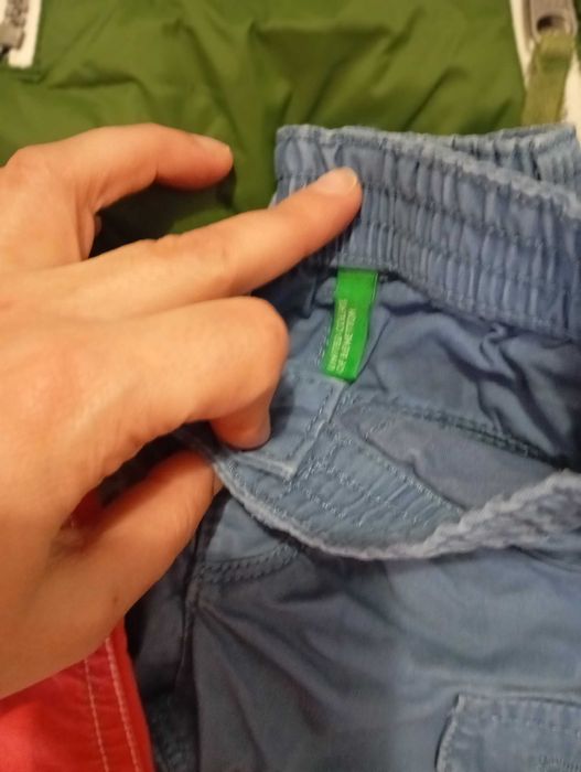 Conjunto de roupa para rapaz de 3 anos