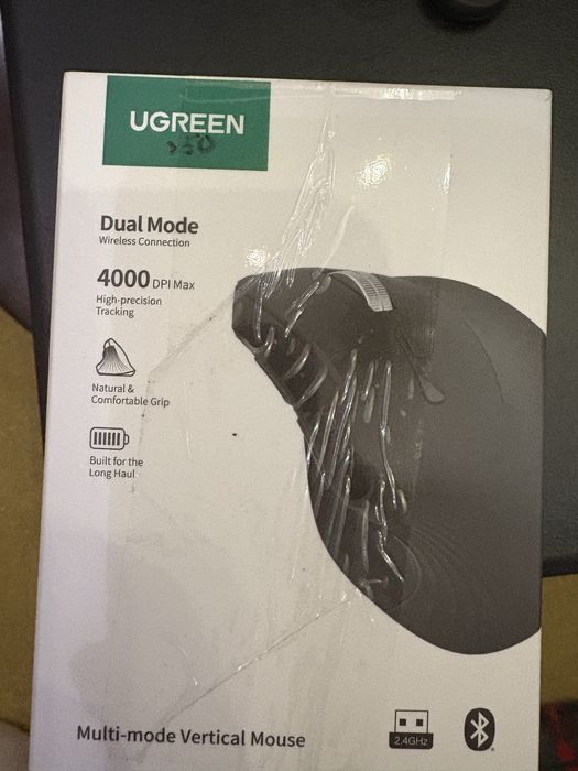 вертикальна бездротова ергономічна миша UGREEN MU008 Multi-mode