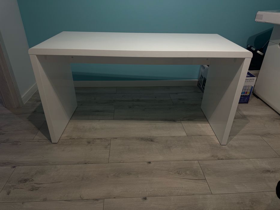 Biurko biały połysk 140x60
