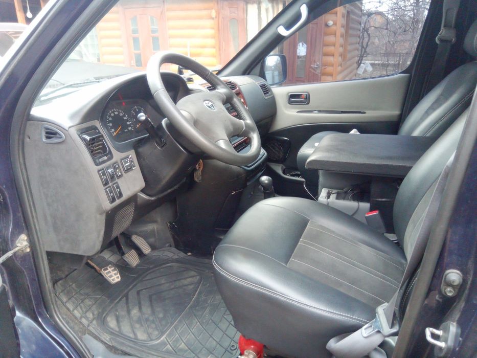 Продам Тойота хайс 4/4