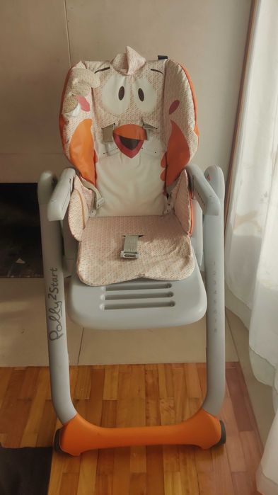 Cadeira de refeição para bebé
