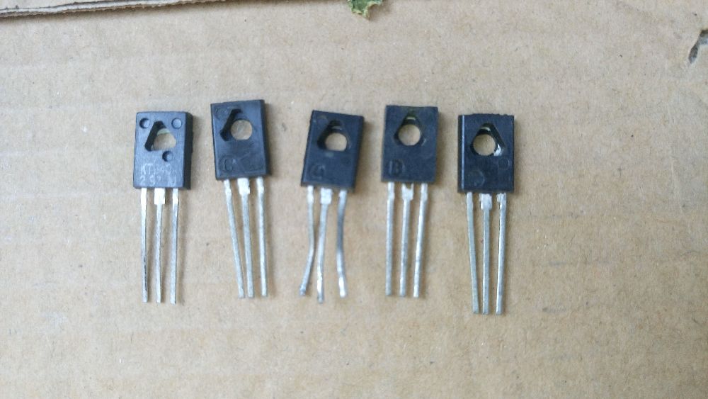 Транзистори КТ 940