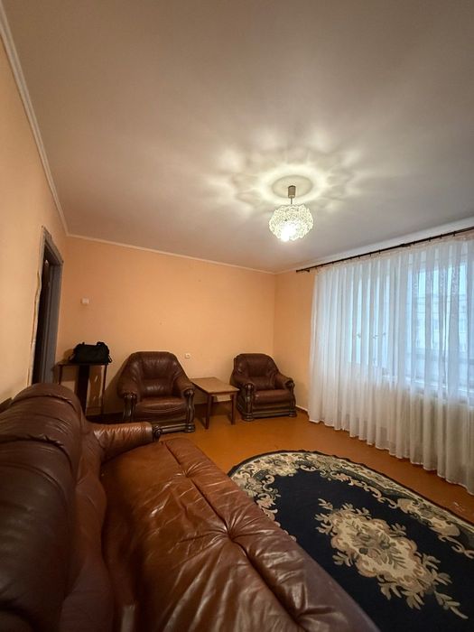 Продам 2к квартиру в центрі