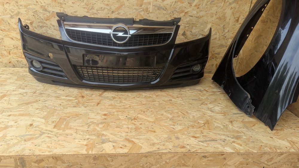 Передній бампер Opel vectra c 2006 рік