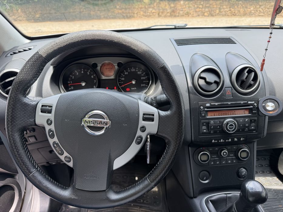 Nissan Qashqai — fotografia 7