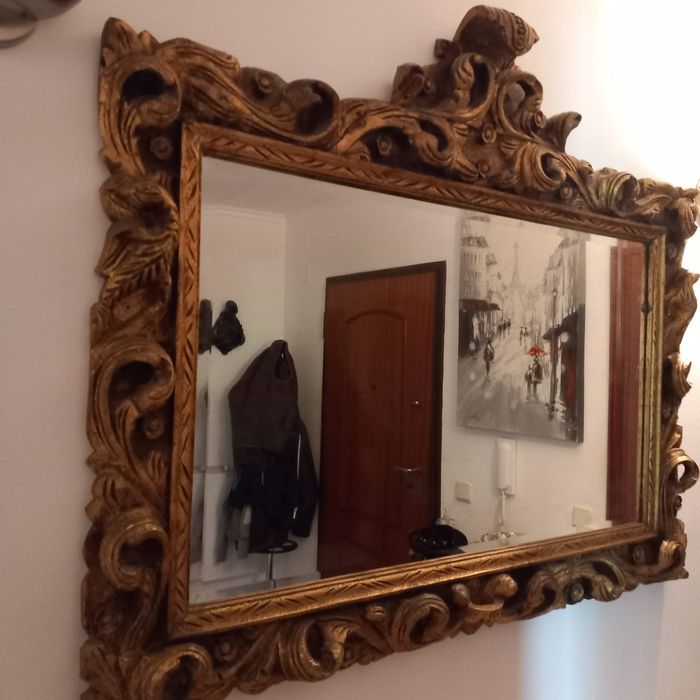 Credencia com espelho