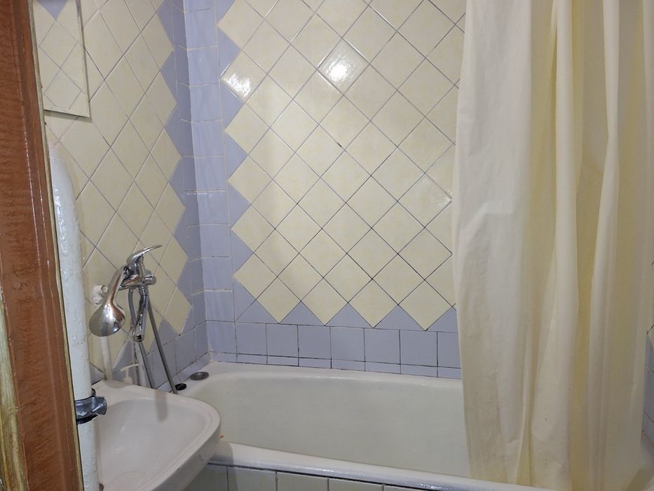 Продам 2х комнатную квартиру Жмеринская  36