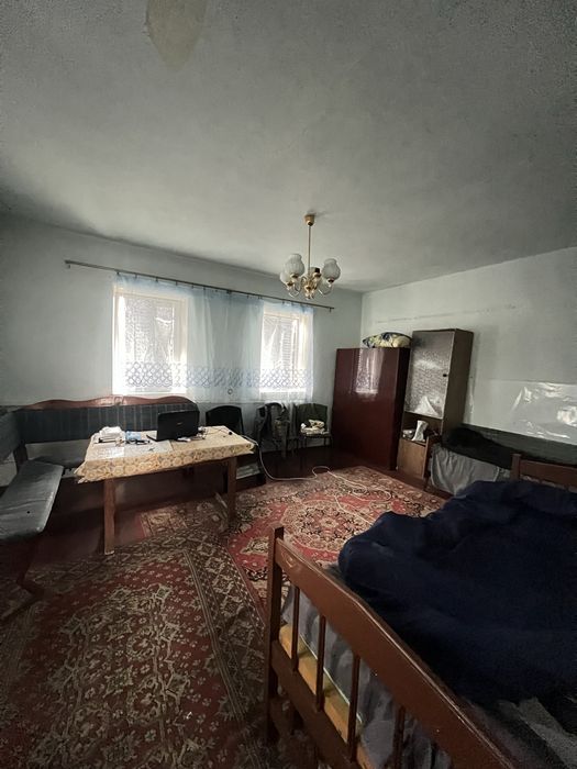 Продам будинок з магазином