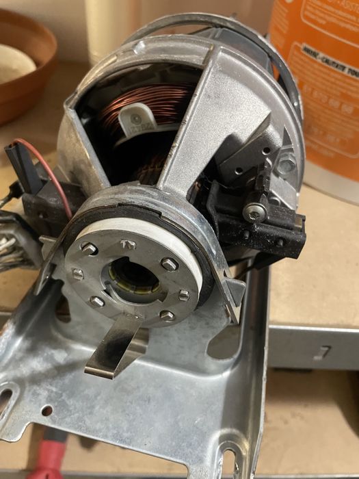 Silnik pralki 250w 600rpm 4.3a