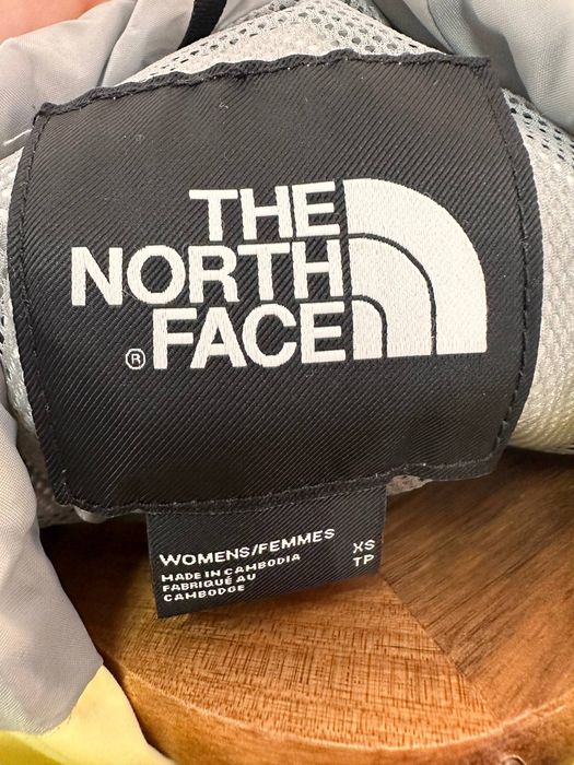 Жіноча куртка The North Face Dryvent мембранна вітровка Xs-S