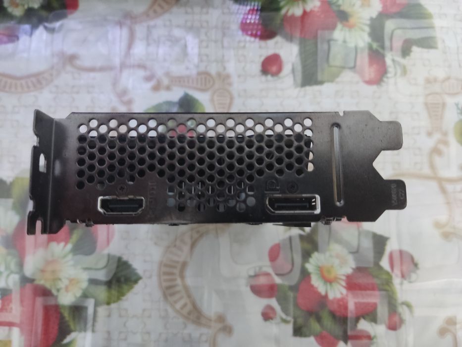 Продам відеокарту MSI AERO RX 6400