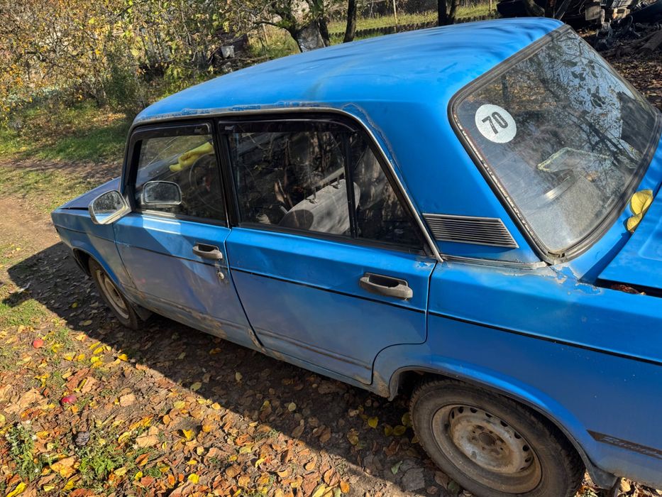 Продам авто ваз 2105