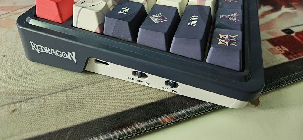 Redragon K686AK-RGB-PRO Eisa