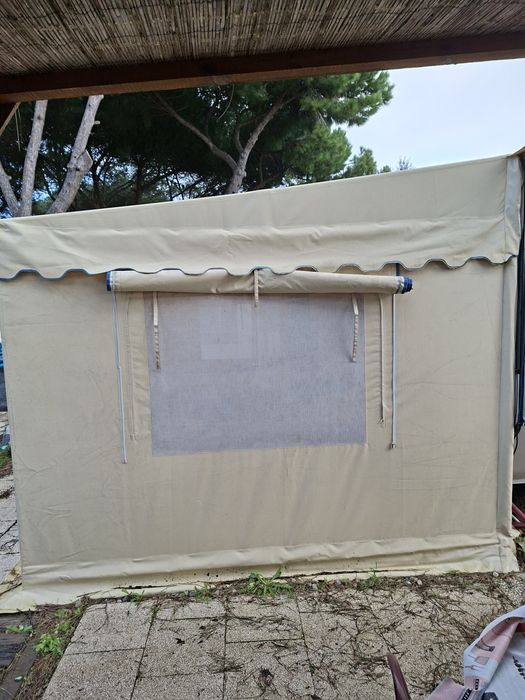 Vendo avançado, tenda em bom estado