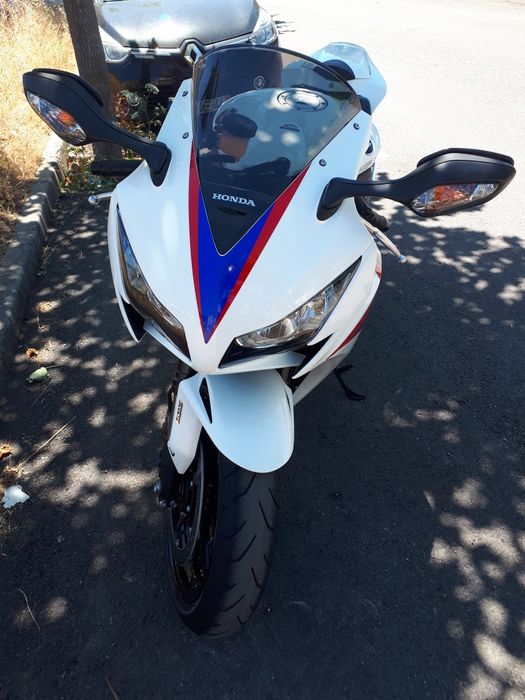 Honda CBR 1000rr HRC Fireblade (ABS) de 2012 c/ apenas e só 2.940 km's