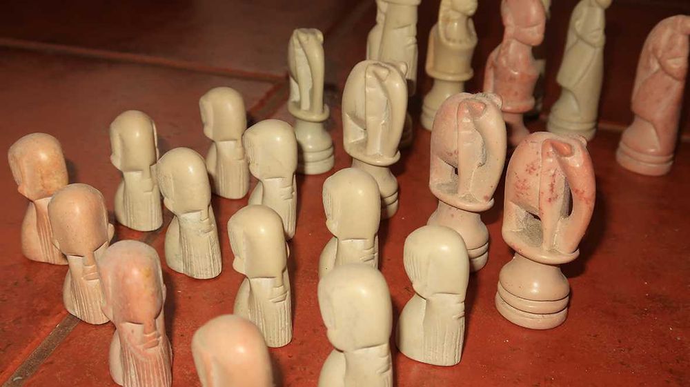 Peças jogo Xadrez pedra