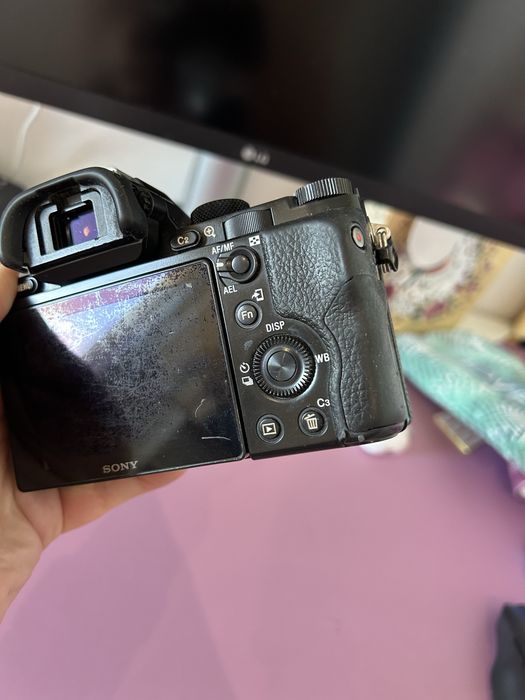 Sony A7S + 50mm f/1.8 Lens + 5 Batteries + 64GB SD