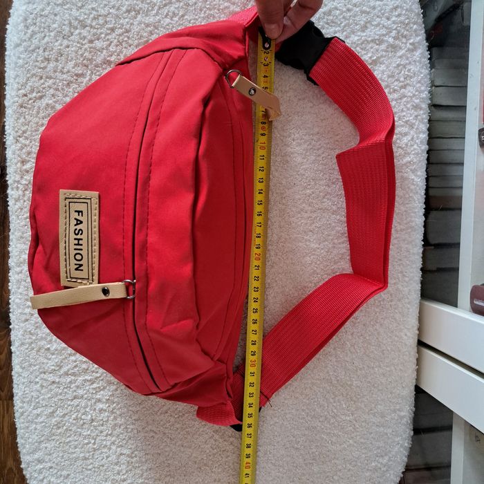 Nowa pojemna torebka nerka