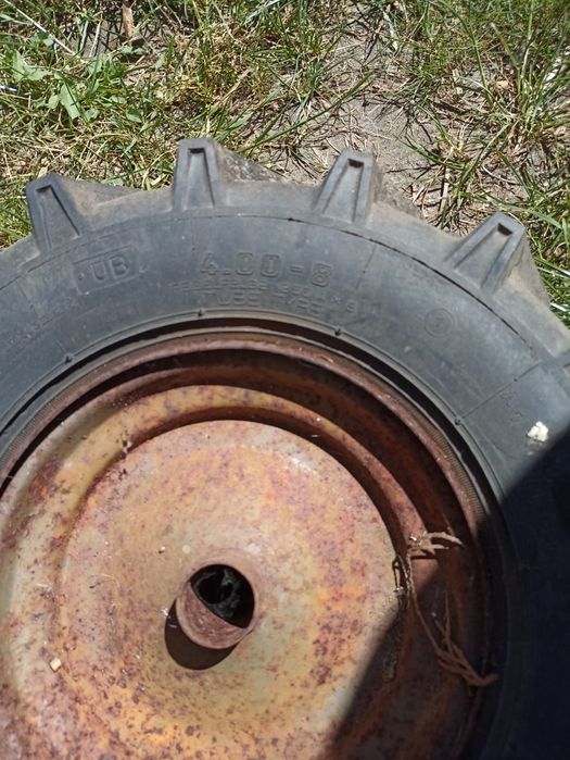 Koła opony dzik traktorek