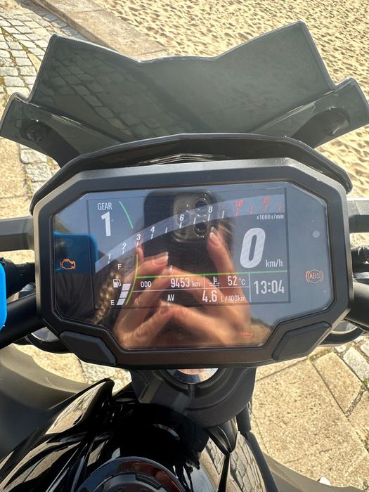 Kawasaki Z650 como nova