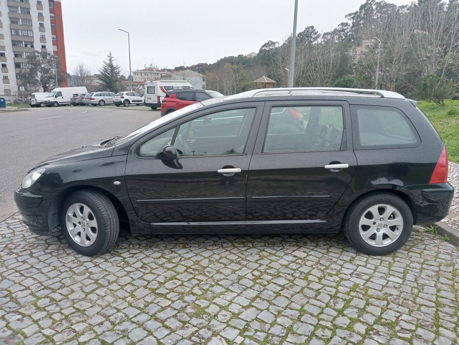 Peugeot 307 SW muito Estimada | Teto Panorâmico/Pele