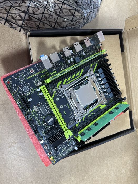 Материнская плата X99 + Xeon E5-2630 v4 + 8 ГБ DDR4 ECC (комплект)