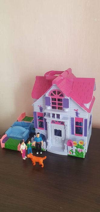 Іграшковий будинок