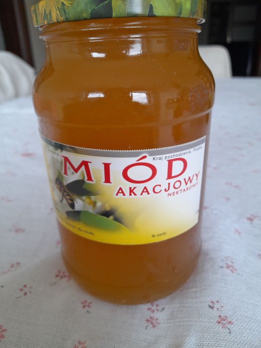 Miód akacjowy z własnej pasieki