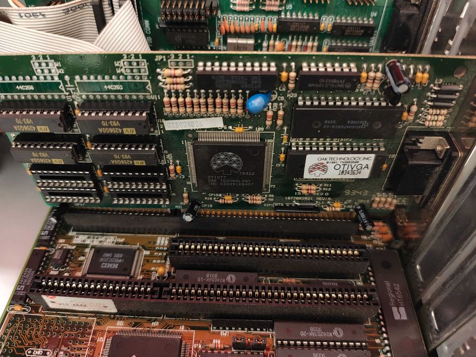 Stary komputer Intel