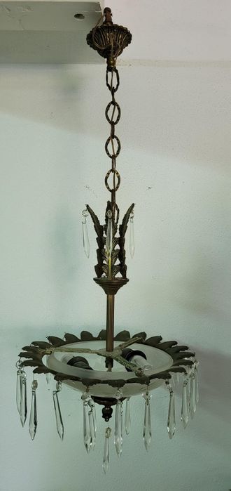 Candeeiro de teto antigo