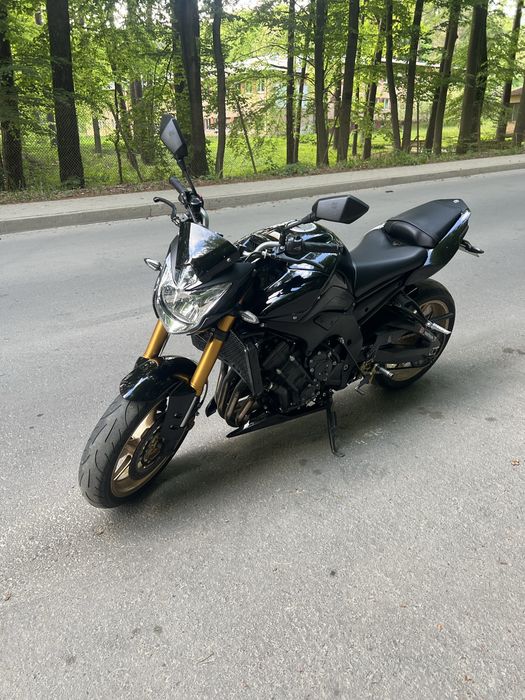 Yamaha Fz8.