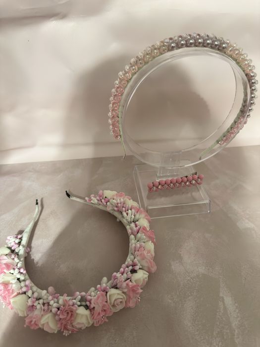 Віночок на голову ручна робота.Яскраве доповнення образу.