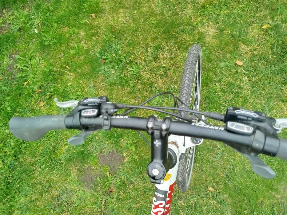 Rower Crossowy KTM AVENTO CROSS Koła 28" Rama 20" Ham Tar Hyd Blo Amor