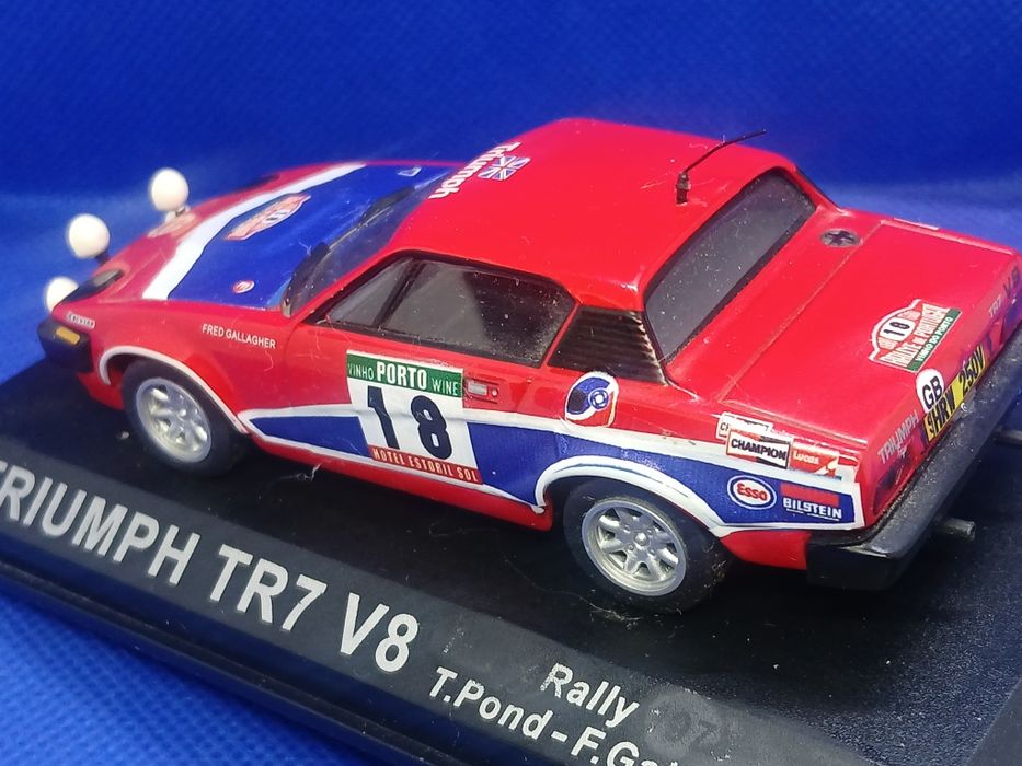 Miniatura 1;43 Triumph TR7 V8 Tony Pond Rally de Portugal  1980