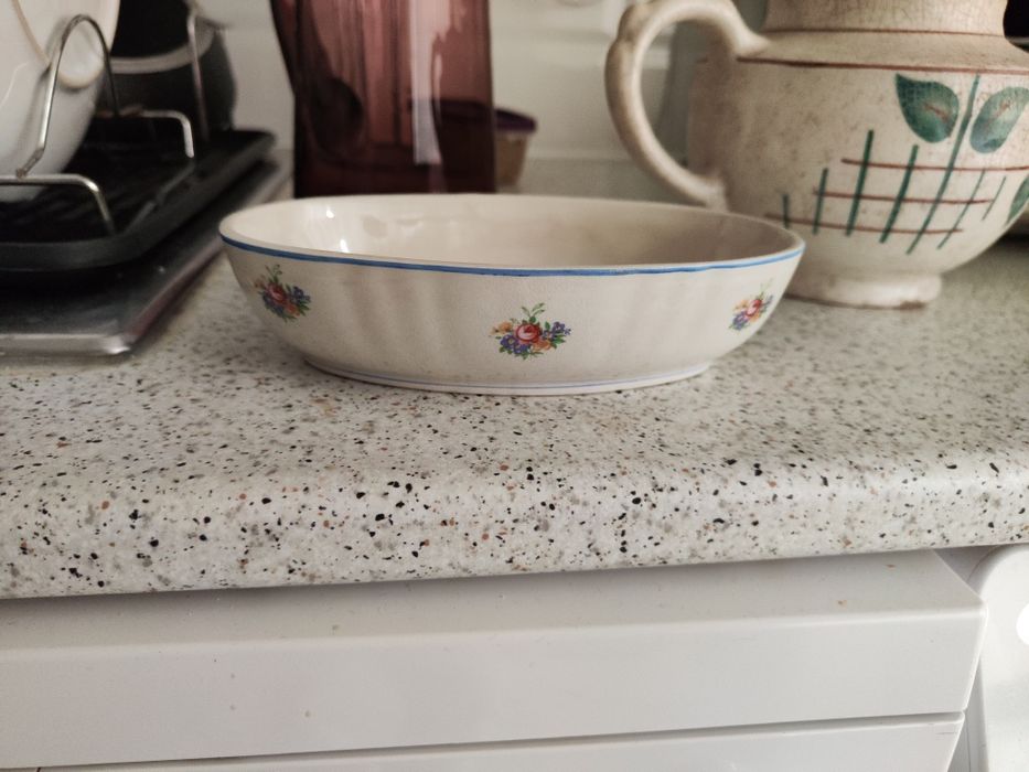 Chávenas e terrinas