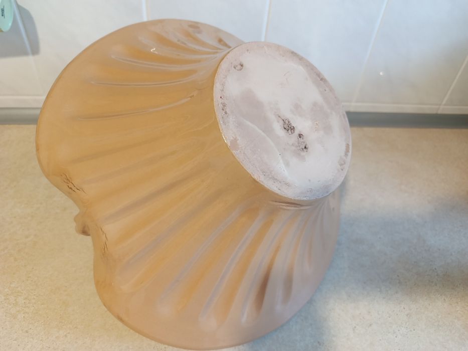 Wielki ceramiczny kosz