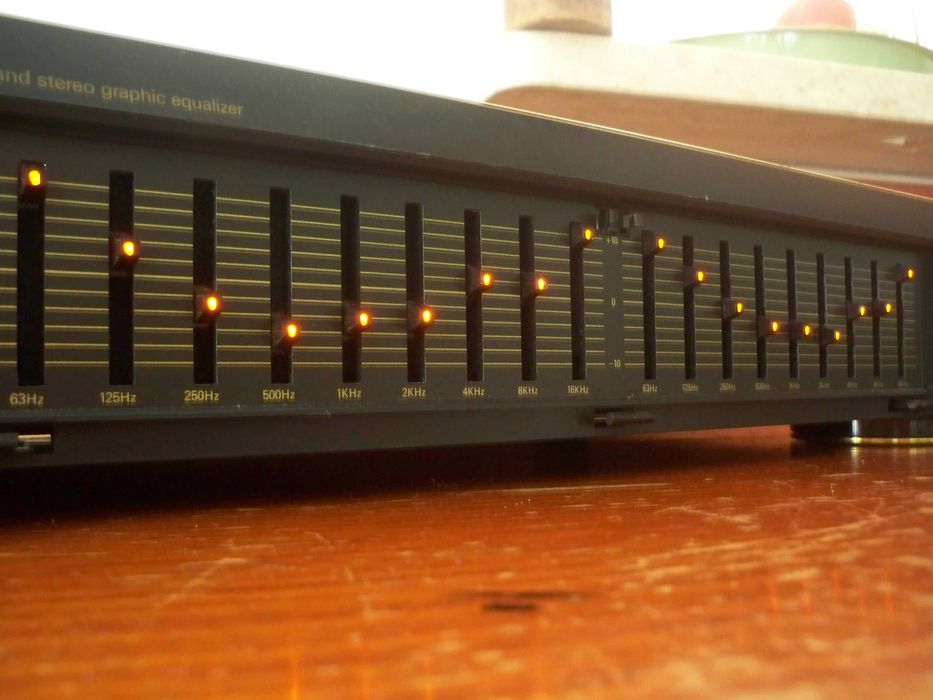 korektor equalizer Siemens RQ300, 2x9 suwaków LED, jak Pioneer GR-333