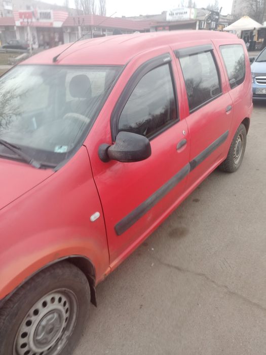 Дачія Логан універсал 2009