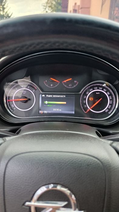 Opel Insignia 2.0 CDTI Sports Tourer, 163 к.с., 120 kW.