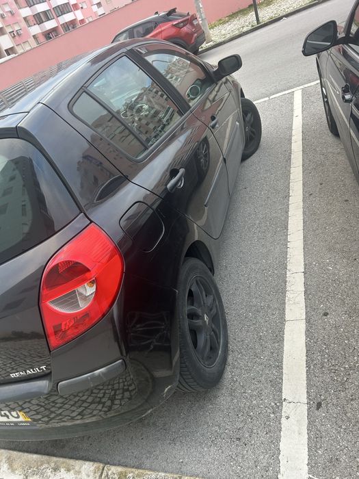 Clio 3 1.5 dci economico 5 portas