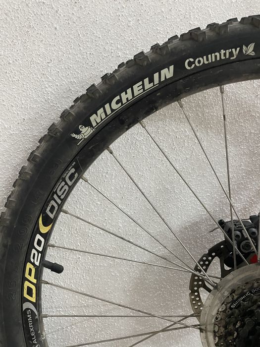Bicicleta BTT Specialized Hardrock sport 17