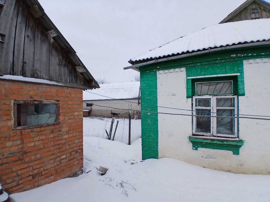 У продажу будинок із ЗЕМЕЛЬНОЮ ДІЛЯНКОЮ ПІД ЗАБУДОВУ площею 14.7 с.