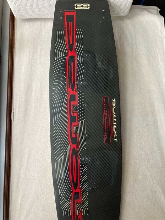 Prancha de kitesurf full Carbon 139 x 41,5